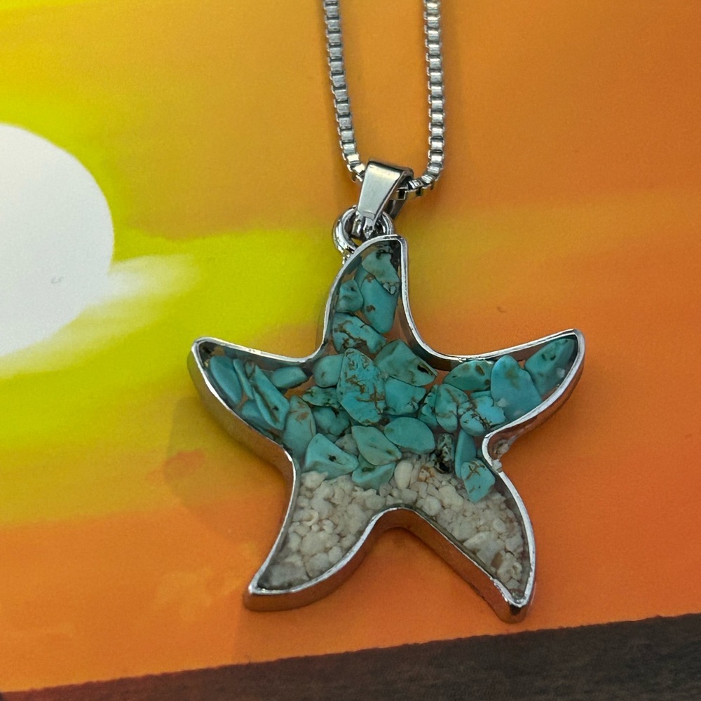 Cool starfish beach and water necklace
